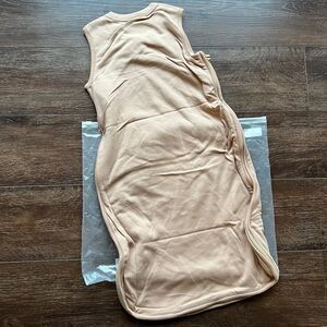 NEW Goumi Kids Baby Slumber Sleepbag Sandstone SZ 0-6 Small Bamboo Sleep Sack